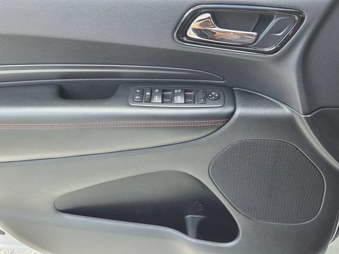 Used 2025 Dodge Durango GT RWD image 29