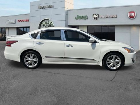 Used 2015 Nissan Altima 2.5 SL w/ Technology Package FWD image 8