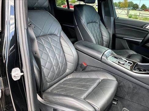 Used 2024 BMW X5 xDrive40i w/ Premium Package AWD/4WD image 7