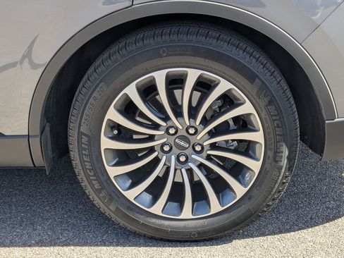 Used 2021 Lincoln Aviator Reserve w/ Elements Package Plus image 24