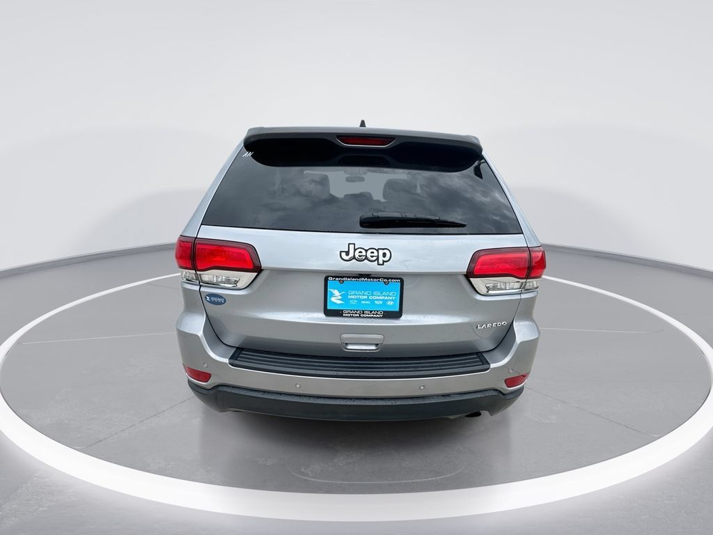 Used 2021 Jeep Grand Cherokee Laredo RWD image 7