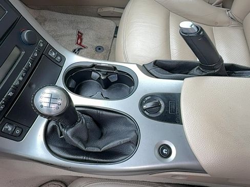 Used 2005 Chevrolet Corvette Convertible w/ Preferred Equipment Group RWD image 20
