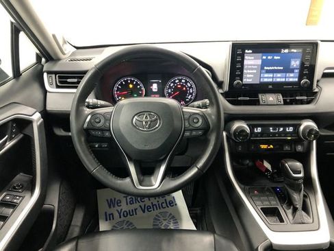Used 2020 Toyota RAV4 XLE Premium AWD/4WD image 16