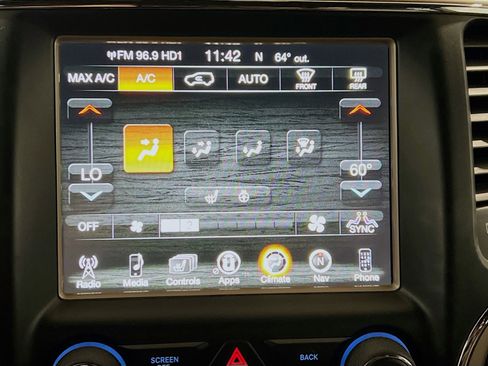 Used 2017 Jeep Grand Cherokee Limited AWD/4WD image 12