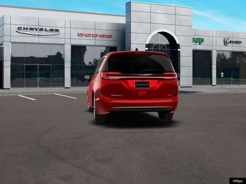 New 2026 Chrysler Pacifica Select image 8