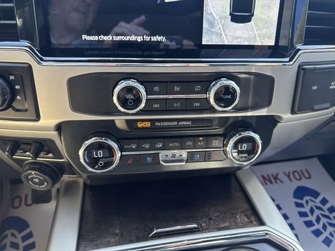 Used 2022 Ford F250 Lariat w/ Tremor Off-Road Package AWD/4WD image 29