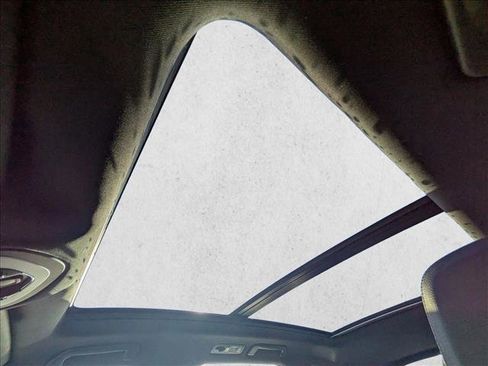 Used 2014 Porsche Cayenne image 16