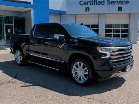 Certified 2022 Chevrolet Silverado 1500 High Country w/ High Country Premium Package image 2