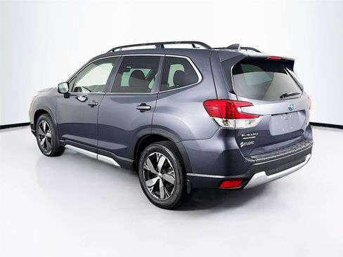 Used 2020 Subaru Forester Touring AWD/4WD image 9