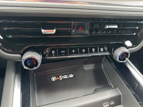 New 2026 Chevrolet Suburban Premier w/ Sun And Tow Package image 30