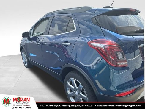 Used 2019 Buick Encore Essence w/ Experience Buick Package FWD image 5