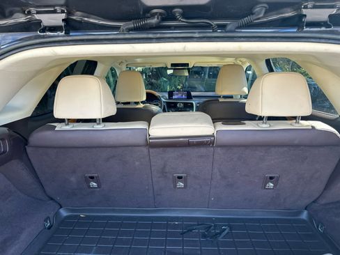 Used 2019 Lexus RX 350 Premium w/ Premium Package image 11