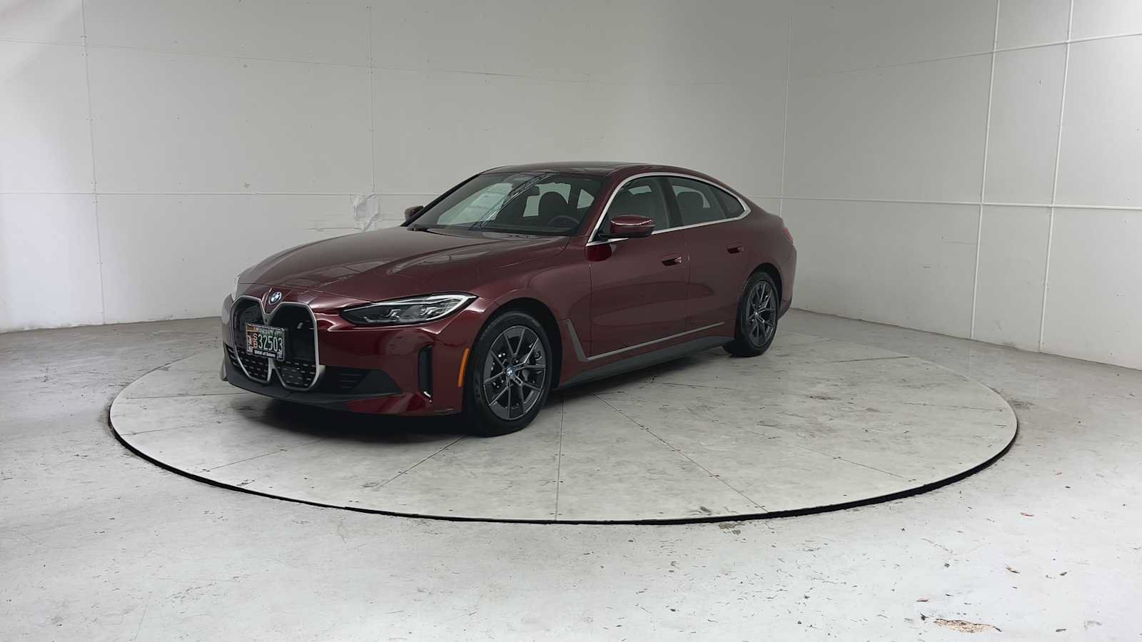 Used 2024 BMW i4 xDrive40i w/ Premium Package AWD/4WD image 6