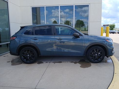 Used 2024 Honda HR-V Sport image 6