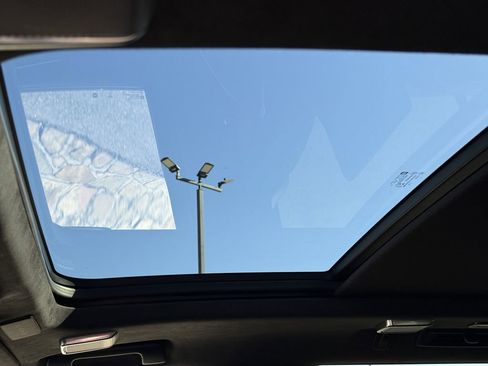 Used 2022 Cadillac Escalade Sport Platinum image 27