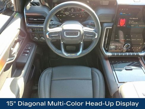 Used 2025 GMC Yukon XL Denali image 15