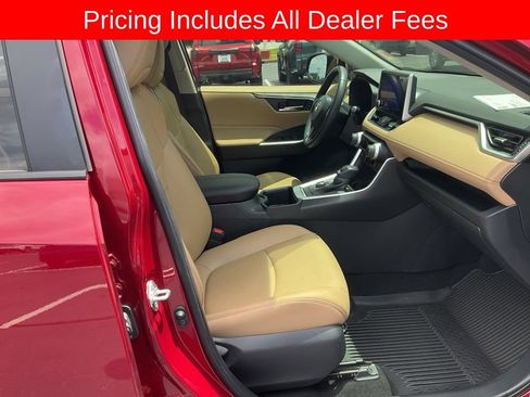 Used 2023 Toyota RAV4 XLE Premium AWD/4WD image 22