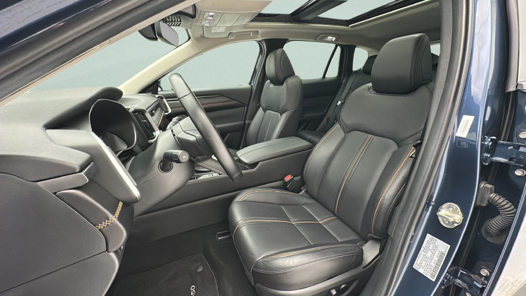 Used 2025 MAZDA CX-50 AWD 2.5 Hybrid w/ Premium Pkg image 14