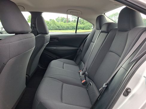 Used 2024 Toyota Corolla LE FWD image 10