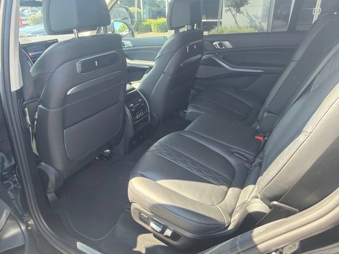 Used 2026 BMW X7 xDrive40i AWD/4WD image 12