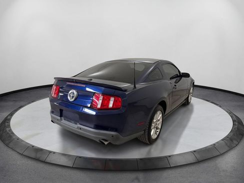 Used 2011 Ford Mustang Premium w/ 202A Rapid Spec Order Code RWD image 5