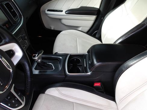 Used 2015 Dodge Charger R/T w/ Plus Group image 16