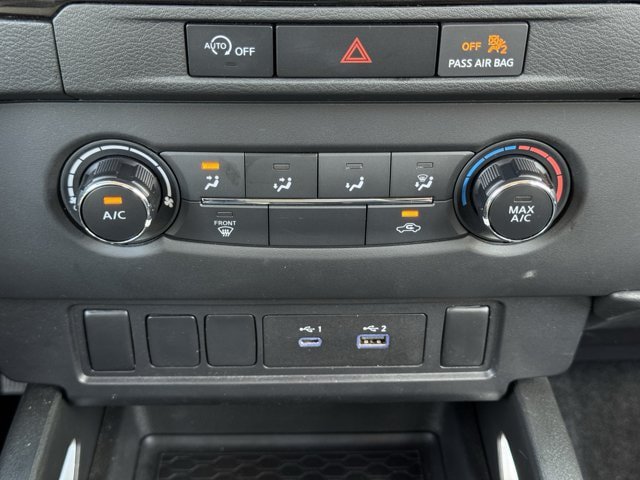 Used 2024 Nissan Frontier SV AWD/4WD image 19