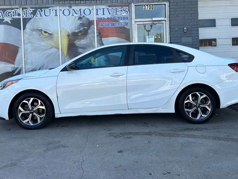 Used 2021 Kia Forte LXS image 2