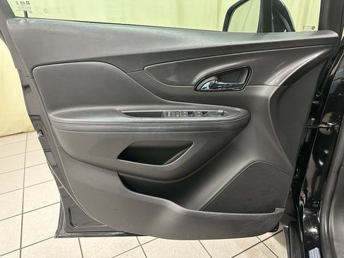 Used 2020 Buick Encore Preferred image 31