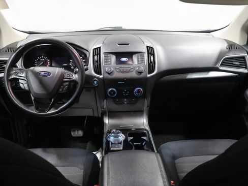 Used 2019 Ford Edge SE AWD/4WD image 16