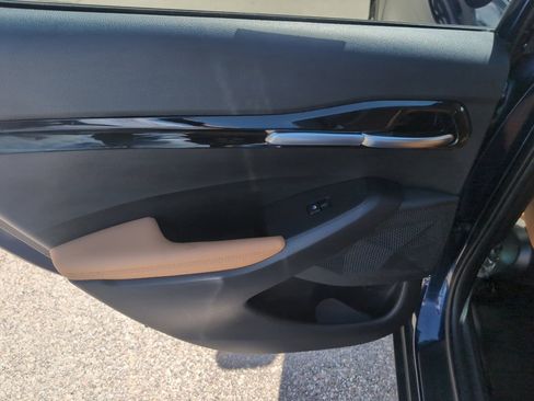 Used 2024 Kia Seltos EX image 17