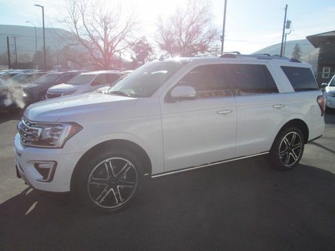 Used 2018 Ford Expedition Limited w/ Equipment Group 302A image 3