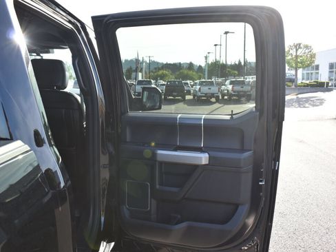 Used 2018 Ford F150 Lariat w/ Equipment Group 502A Luxury AWD/4WD image 22