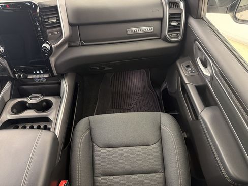 Used 2025 RAM 1500 Big Horn AWD/4WD image 28