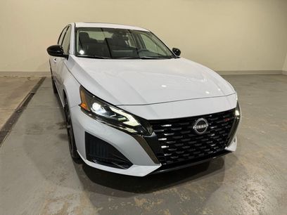 New 2025 Nissan Altima 2.5 SR