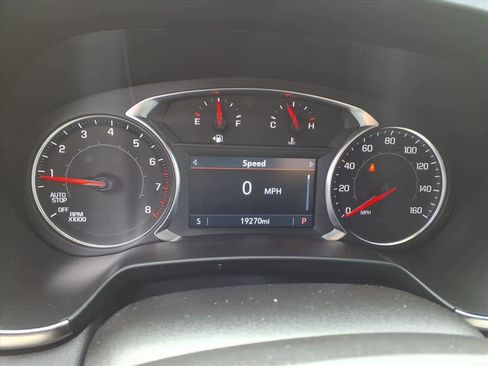 Used 2025 Chevrolet Blazer LT image 36