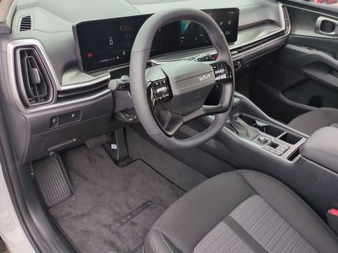 New 2026 Kia Sorento LX FWD image 9