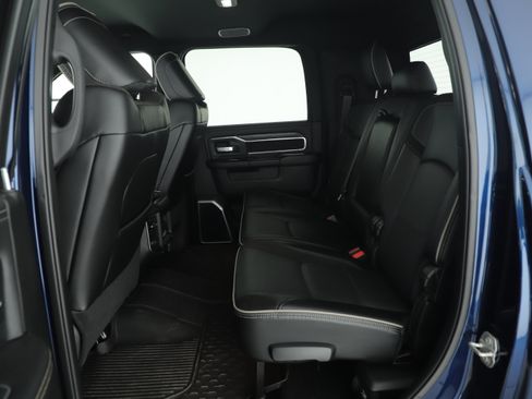 Used 2024 RAM 2500 Laramie w/ Sport Appearance Package image 17