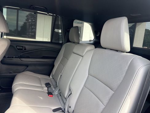 Used 2023 Honda Passport Elite image 5