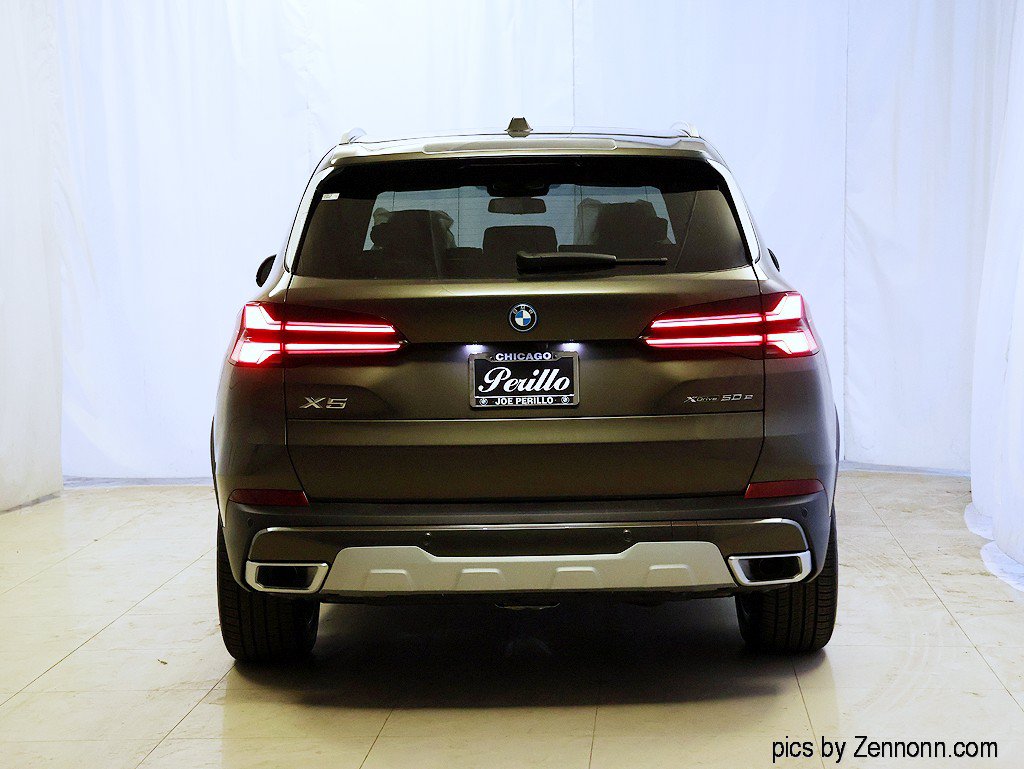 Used 2026 BMW X5 xDrive50e w/ Climate Comfort Package AWD/4WD image 7