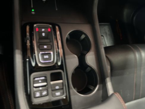 Used 2024 Honda Pilot TrailSport image 19