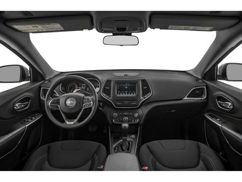 Certified 2019 Jeep Cherokee Latitude Plus w/ Comfort/Convenience Group FWD image 5
