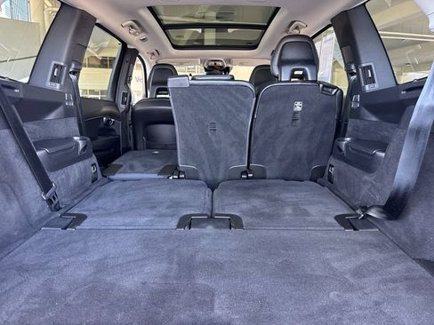 Used 2020 Volvo XC90 T5 Momentum w/ Protection Package Premier FWD image 15