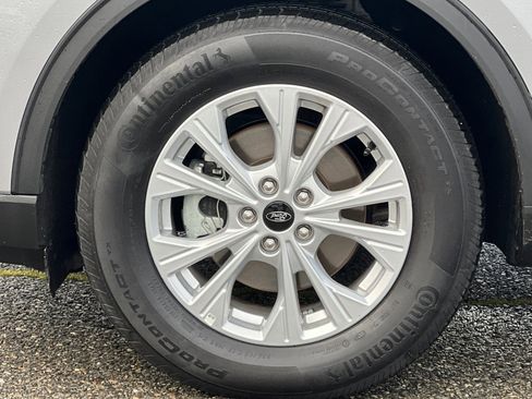 Used 2024 Ford Escape Active image 41