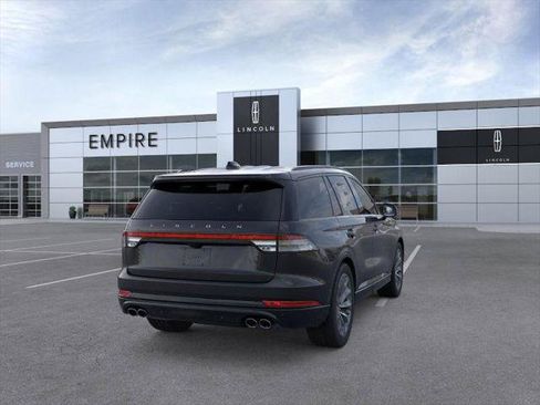 New 2026 Lincoln Aviator AWD w/ Jet Appearance Package image 8