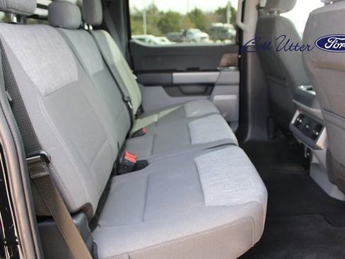 Used 2024 Ford F250 XLT w/ Black Appearance Package image 12