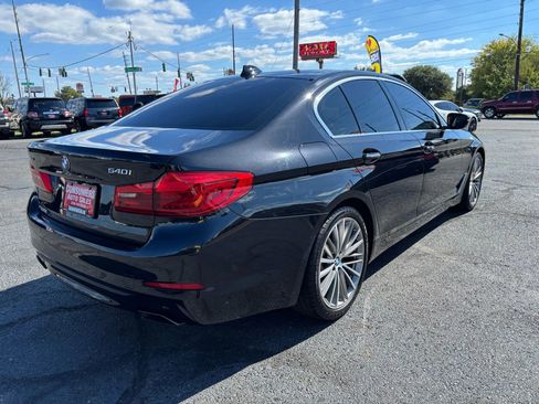 Used 2017 BMW 540i xDrive image 3