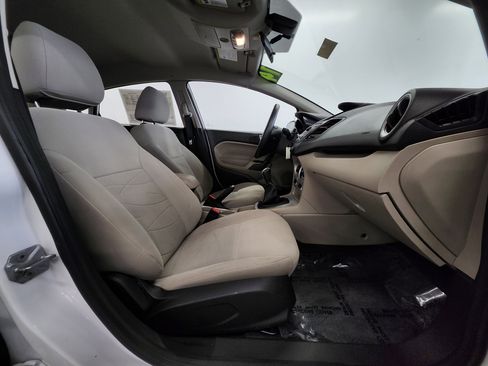 Used 2014 Ford Fiesta SE image 23