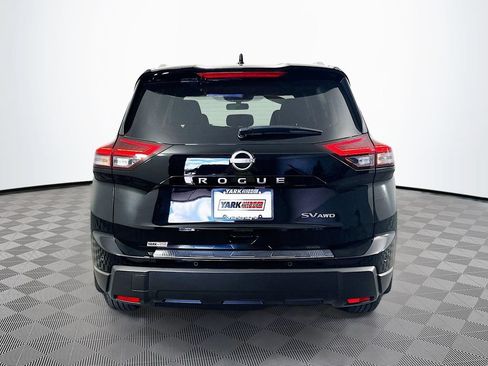 Certified 2024 Nissan Rogue SV w/ SV Premium Package AWD/4WD image 10