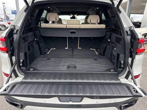 Used 2022 BMW X5 sDrive40i w/ M Sport Package image 13
